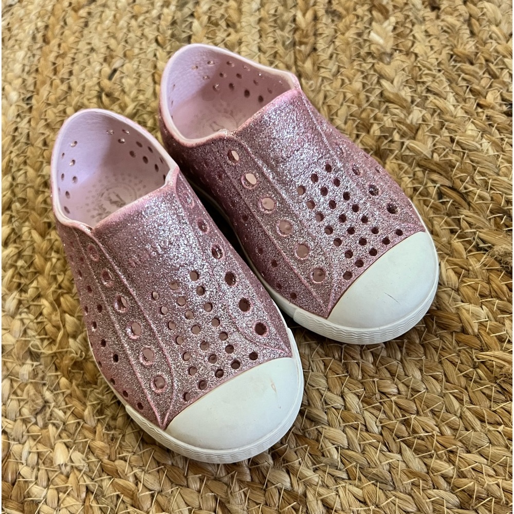 NATIVE Shoes